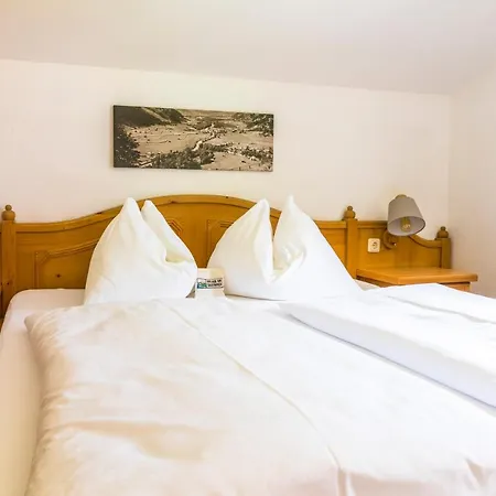 Bio Bauernhof Schweizerhof باد هوفغاستين