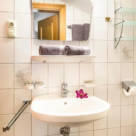 Bio Bauernhof Schweizerhof مزرعة للإقامة *
