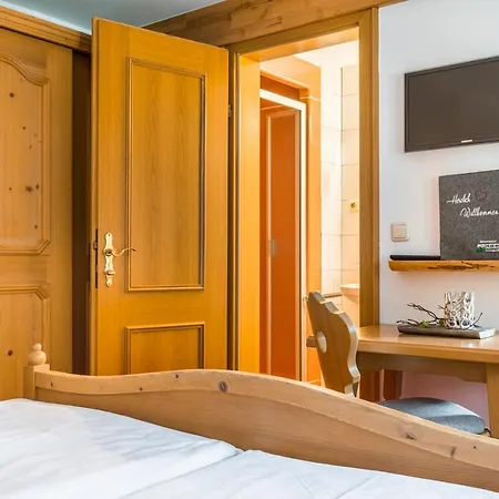 مزرعة للإقامة Bio Bauernhof Schweizerhof باد هوفغاستين