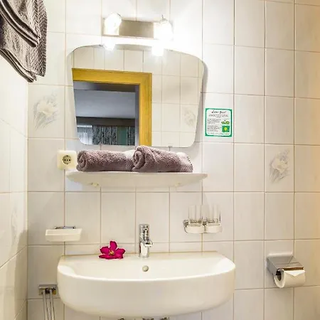 مزرعة للإقامة Bio Bauernhof Schweizerhof *