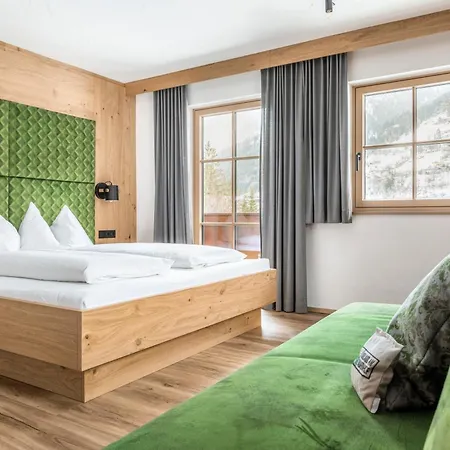 مزرعة للإقامة Bio Bauernhof Schweizerhof باد هوفغاستين