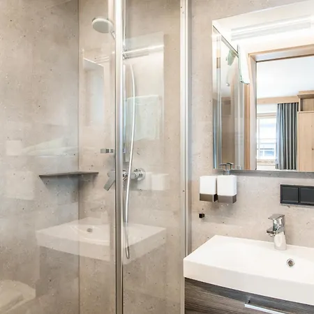 Bio Bauernhof Schweizerhof باد هوفغاستين