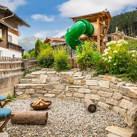 Bio Bauernhof Schweizerhof مزرعة للإقامة